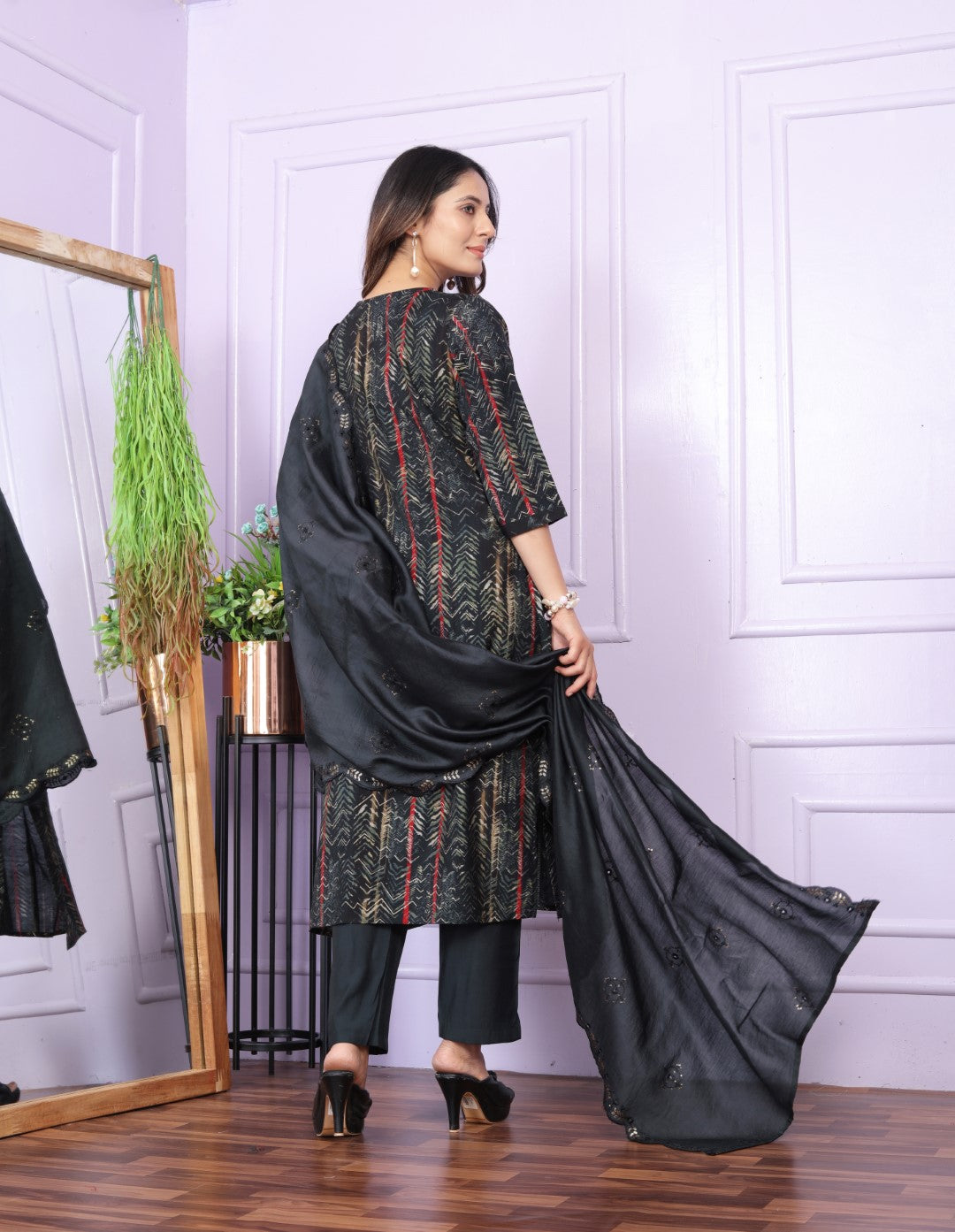 Buy Black Modal Silk Straight Kurta Set Online | Vaanya Kurtis