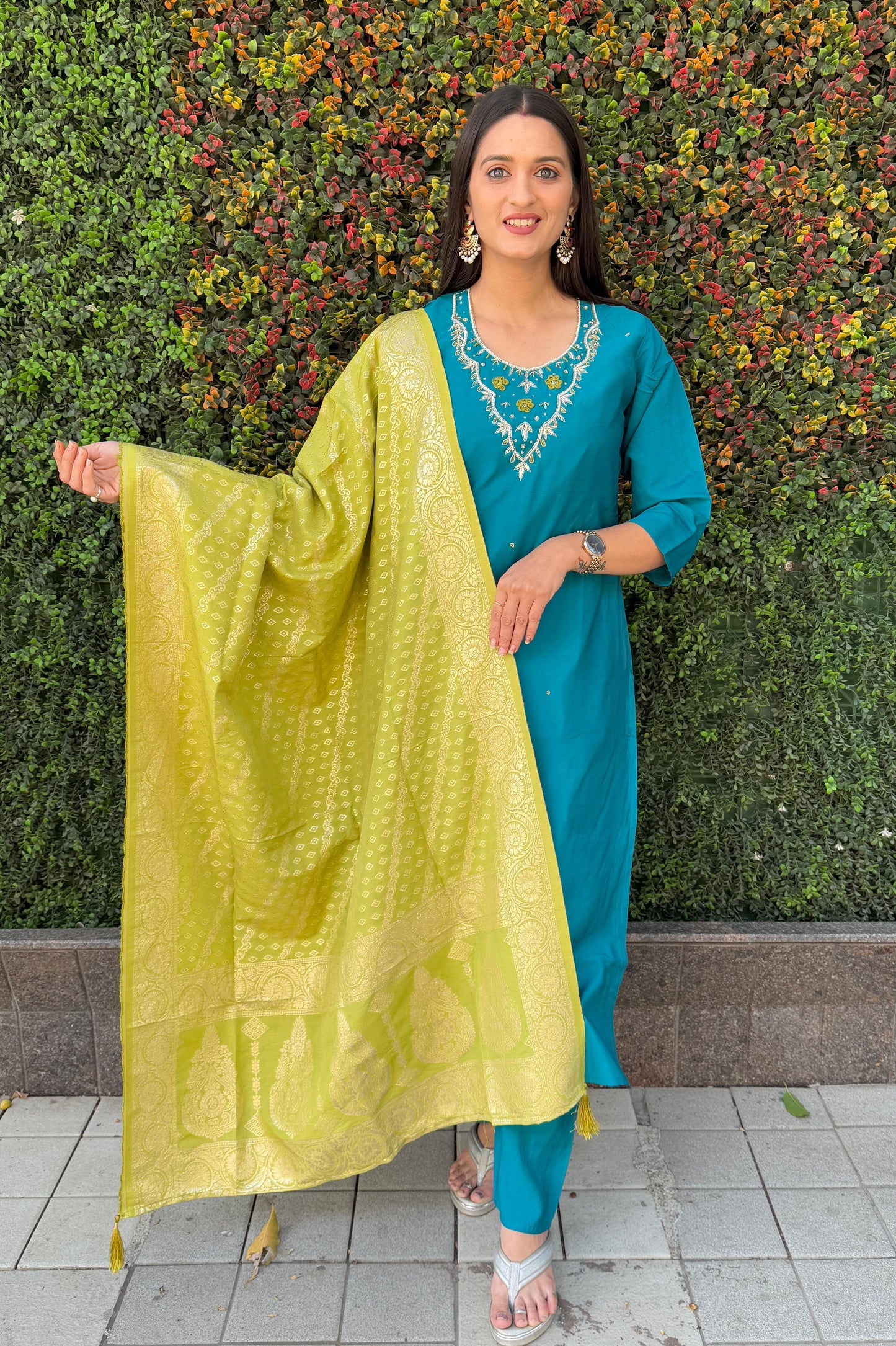 Trending Hand Work Kurti Set.
